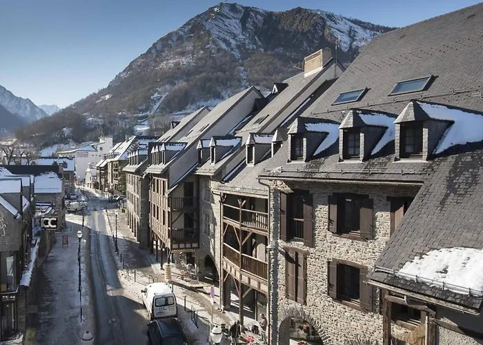 4 Pers, Lary Village, Wifi Inclus - Fr-1-296-152 Saint-Lary-Soulan